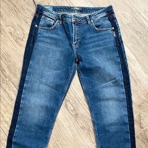 Silver Jeans Vintage Slim Capris